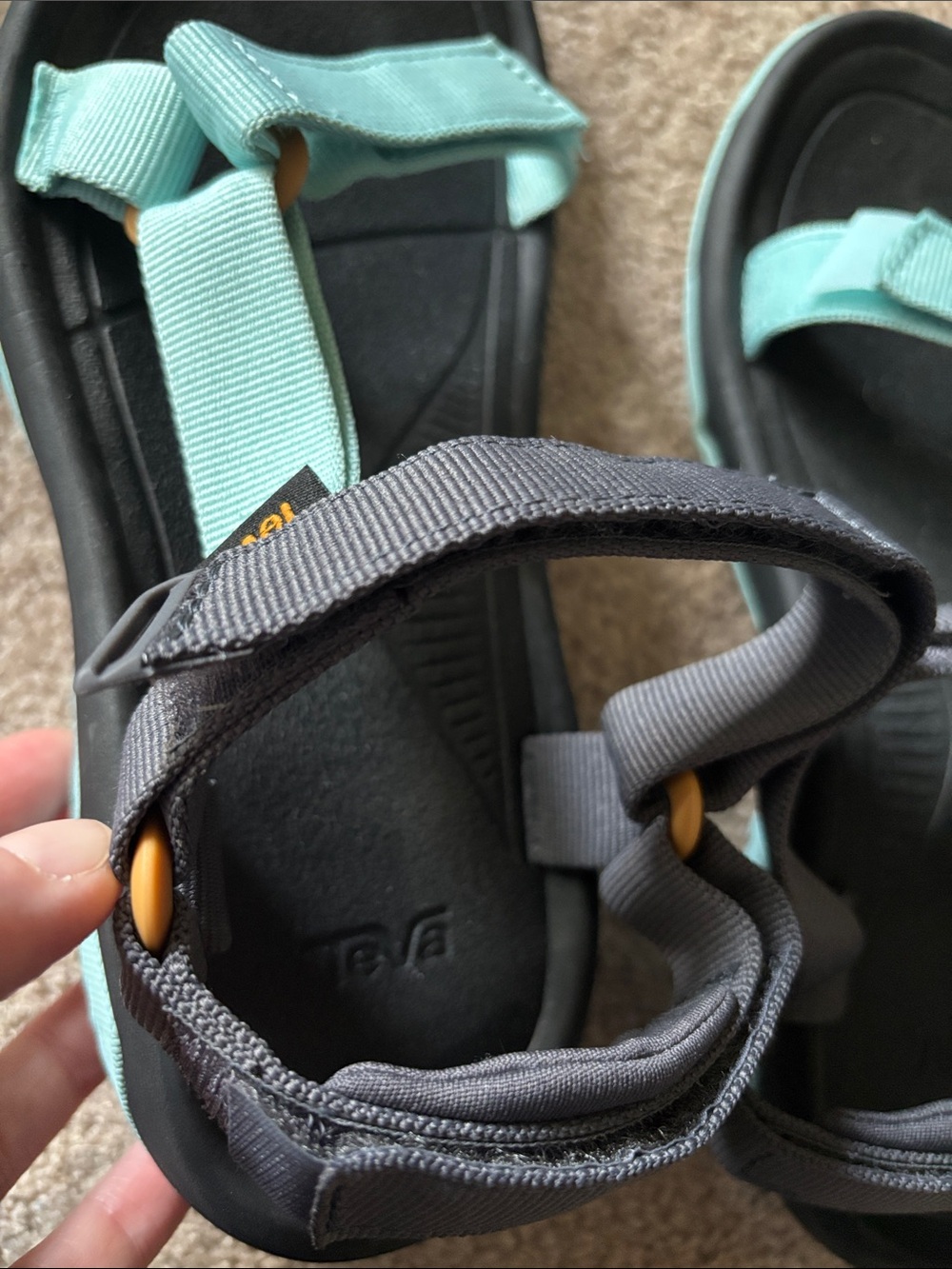 Teva hurricane sandals, 8 - Picture 5 of 7